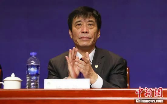 基米希对慕尼黑还是充满感情，他最近与家人一起搬进了新家。